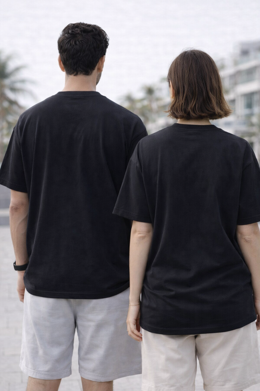 Everyday Luxury Oversized Black T-Shirt for Men & Women